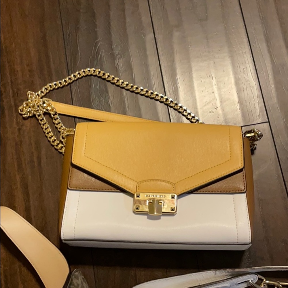 MK purses - Picture 4 of 8